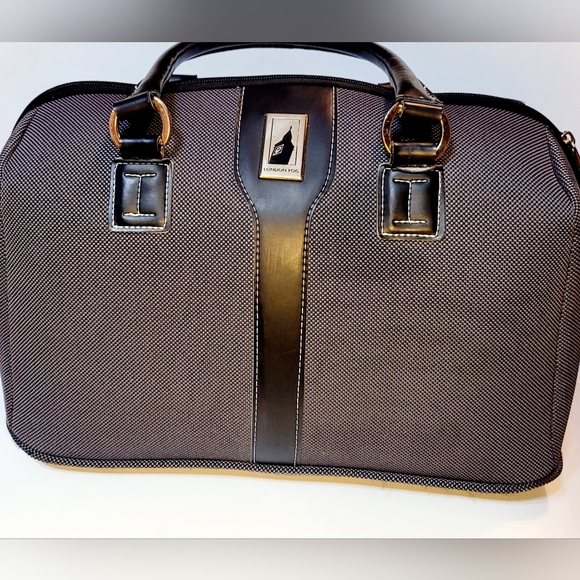 London Fog Oxford Style Cabin Bag Carry On Over Night Luggage Satchel Under Seat - Picture 1 of 12